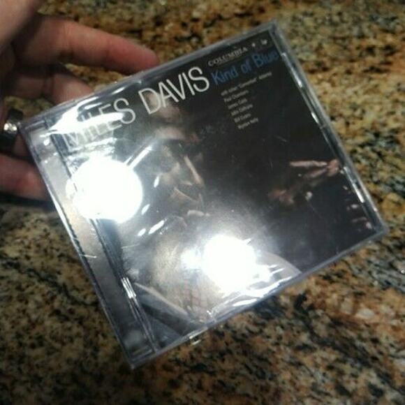 MILES DAVIS "Kind Of Blue" 1997 (COLUMBIA/LEGAZY/SBM) CD NEW/SEALED!!! - Picture 4 of 5